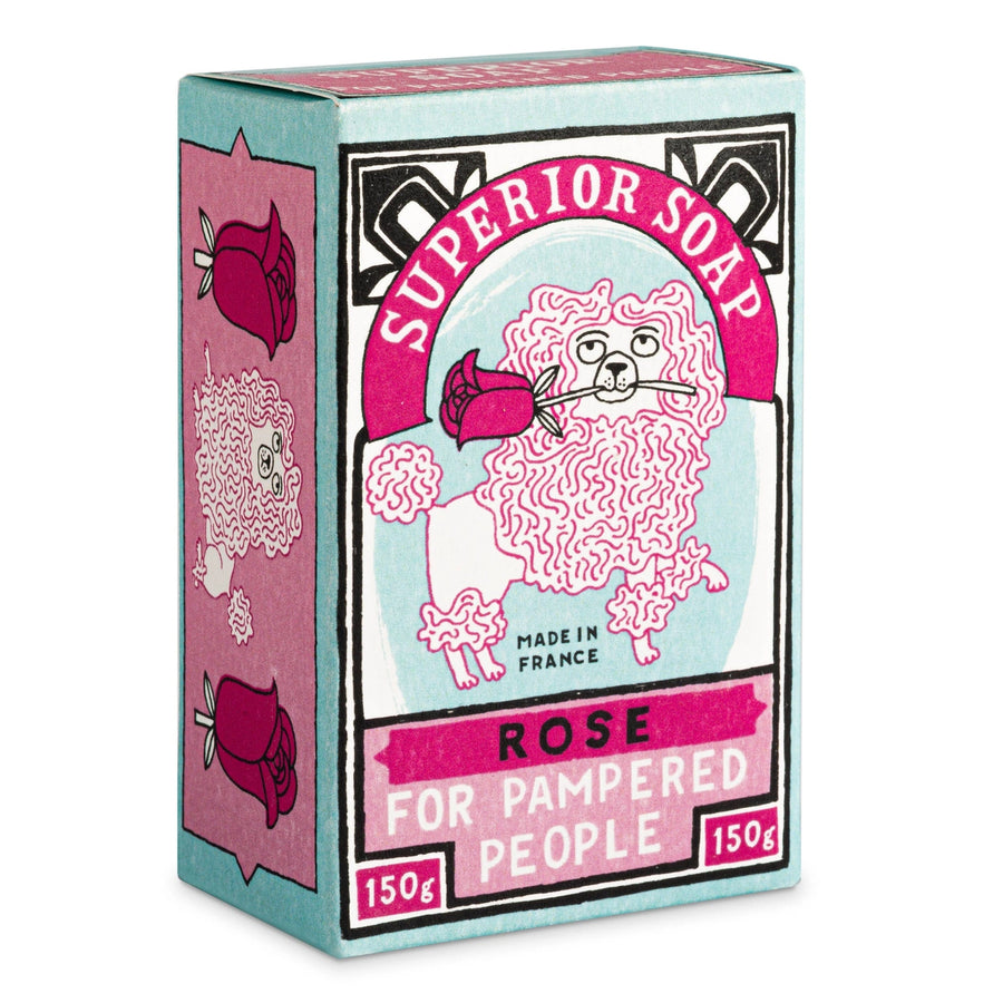 Savon rose Archivist avec texture marbrée et emballage élégant