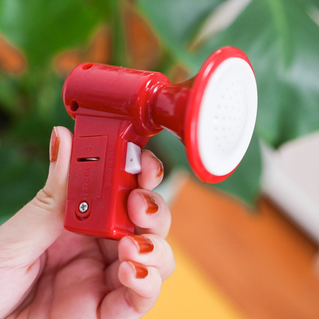mini_mégaphone_modificateur_voix_petit_cube_5