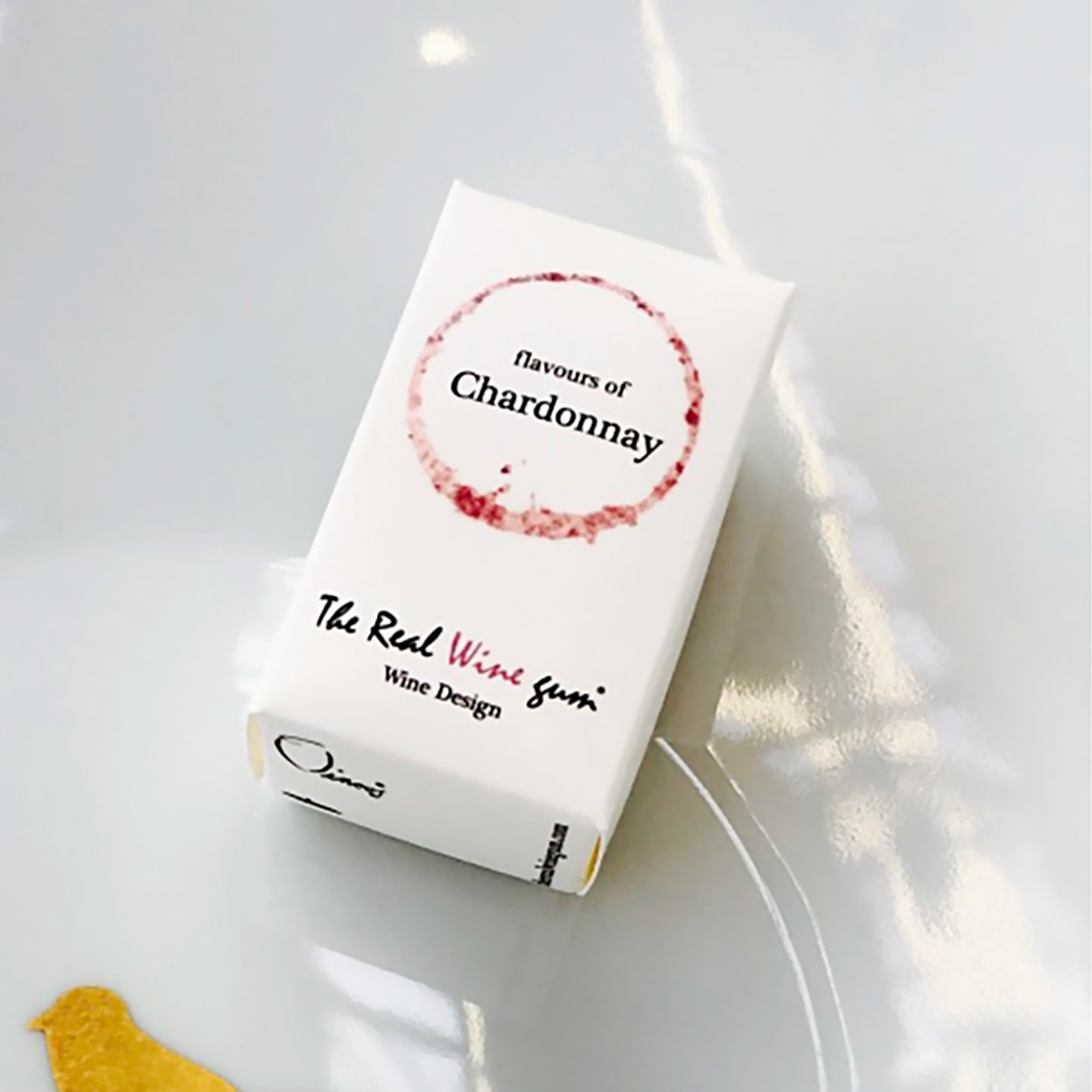 Bonbons Chardonnay en gros plan, texture moelleuse visible.