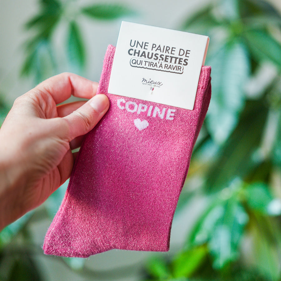 Chaussettes roses pailletées avec inscription 'Copine'