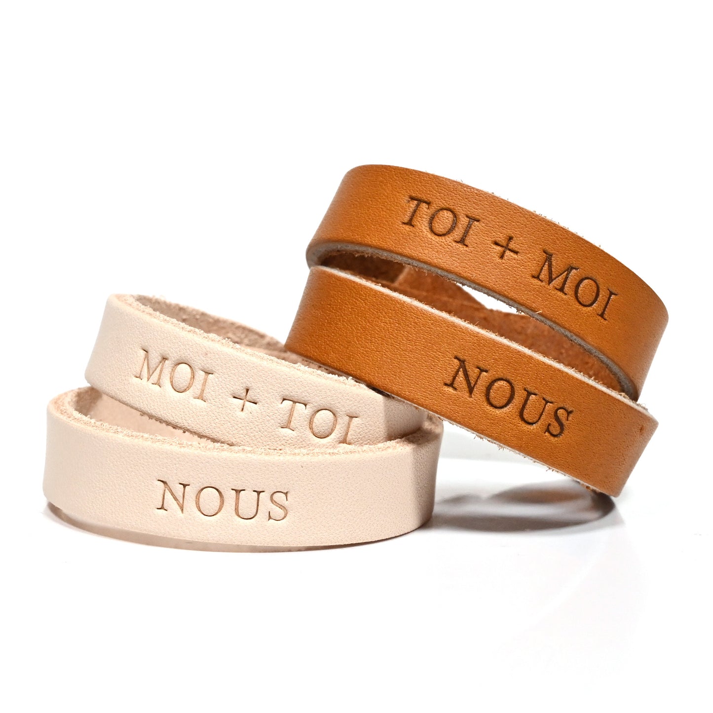 Duo of leather napkin rings