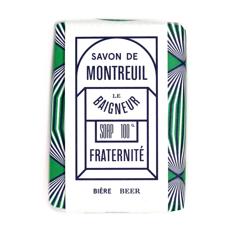 Savon à la bière avec texture granuleuse et étiquette vintage.