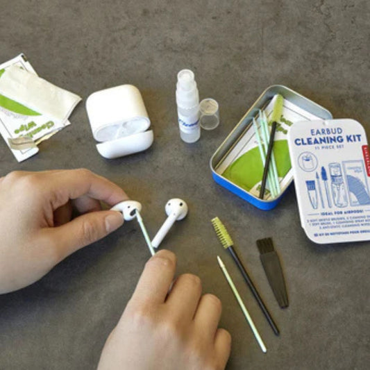 Kit de nettoyage pour écouteurs avec brosse et lingette