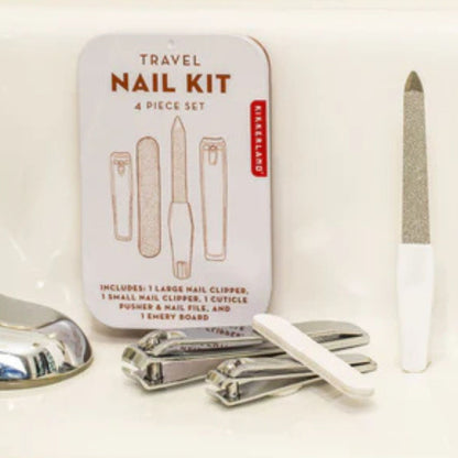 Kit de voyage pour ongles avec coupe-ongles et lime, vue de dessus