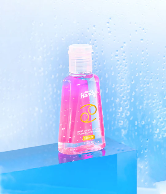 Gel pour les mains au signe du Cancer, format compact et design ludique.