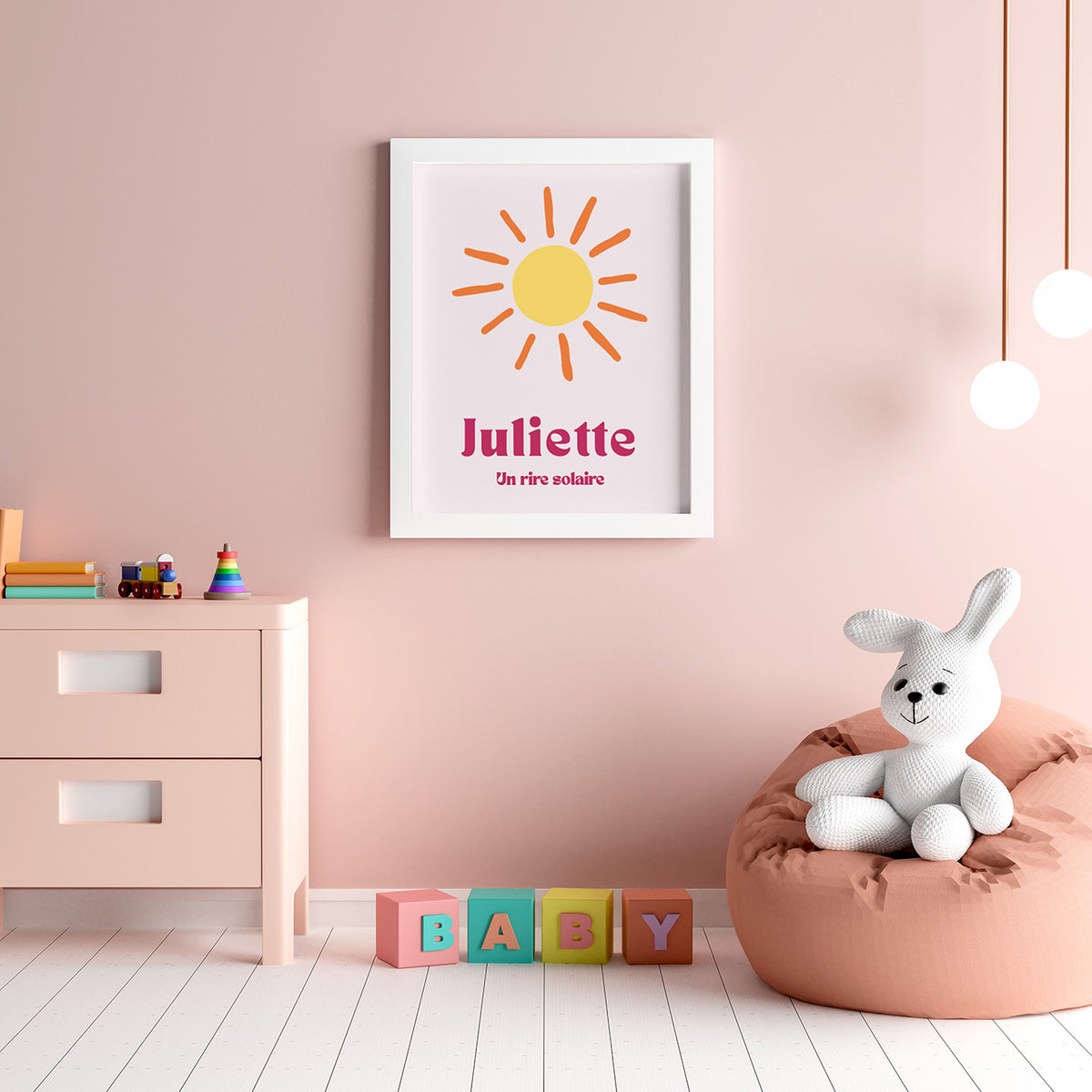 Affiche soleil avec rayons stylisés sur fond clair