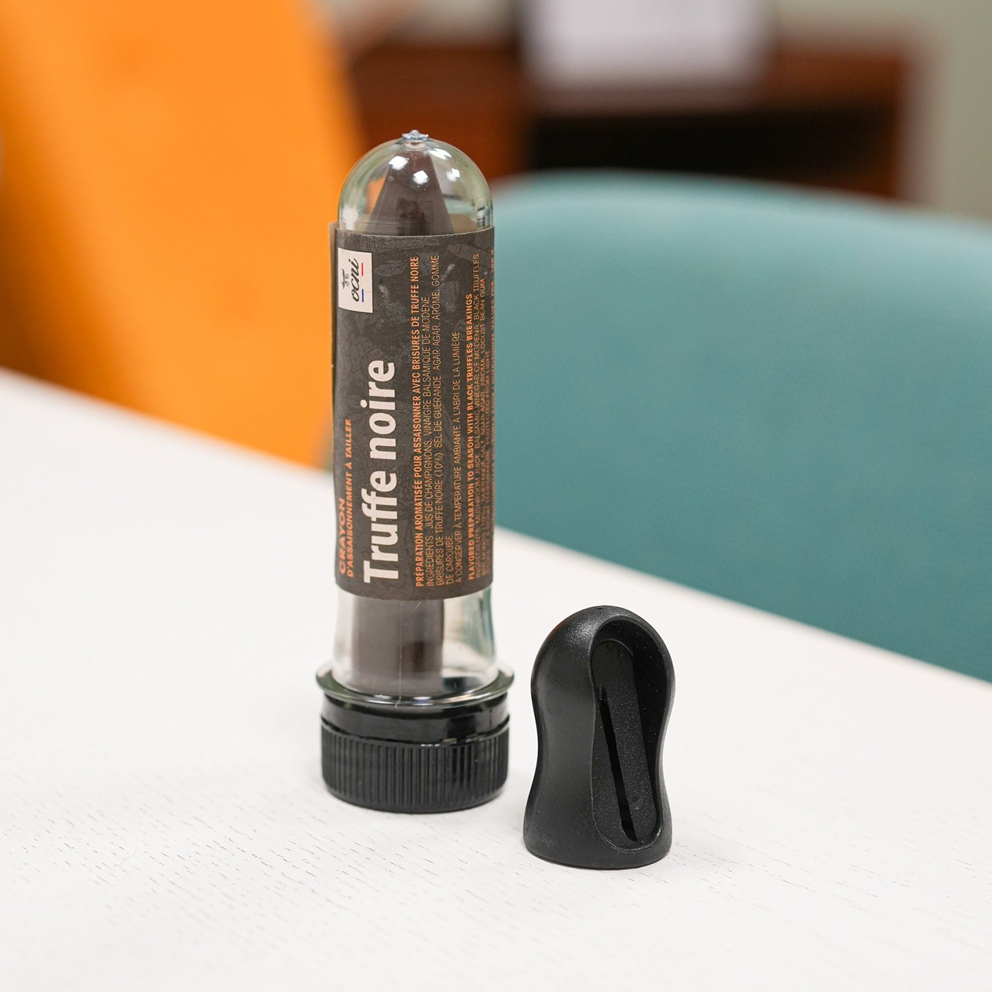 Crayon truffe noir petit cube 3