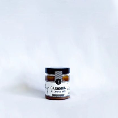 Pot de caramel au beurre salé avec étiquette Mademoiselle Breizh