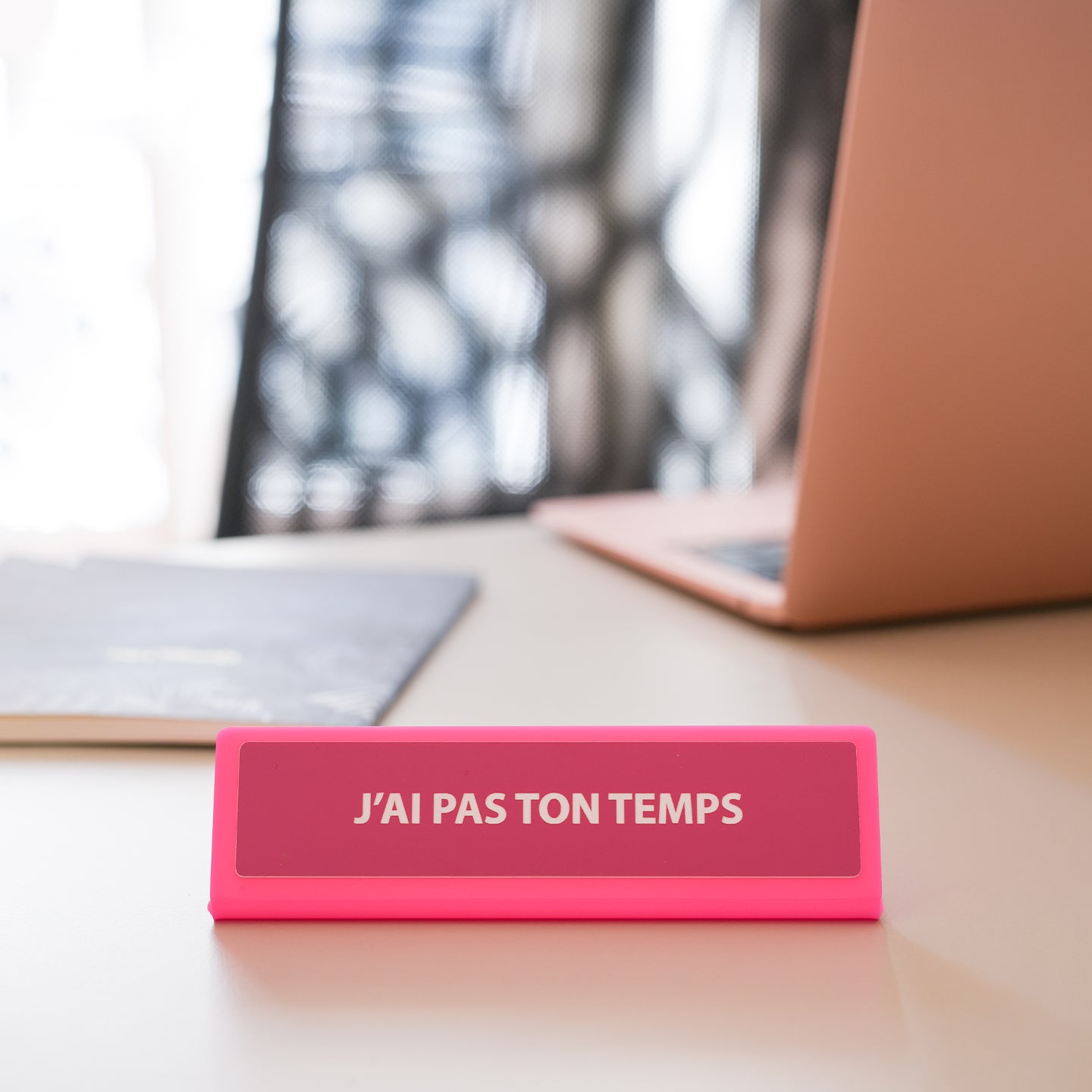 Une plaque de bureau personnalisée - 5