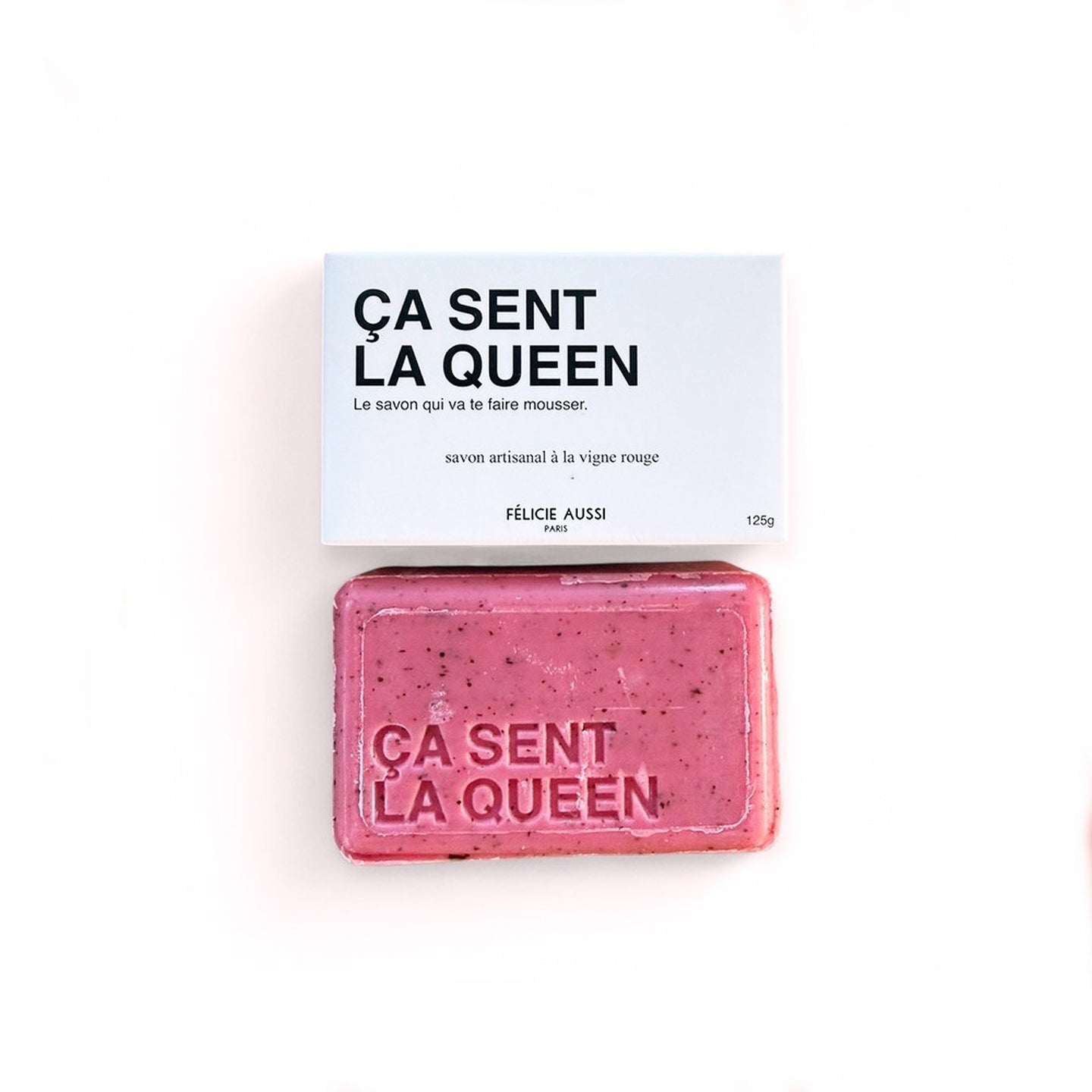 Savon artisanal à la vigne rouge, texture crémeuse et mousse légère