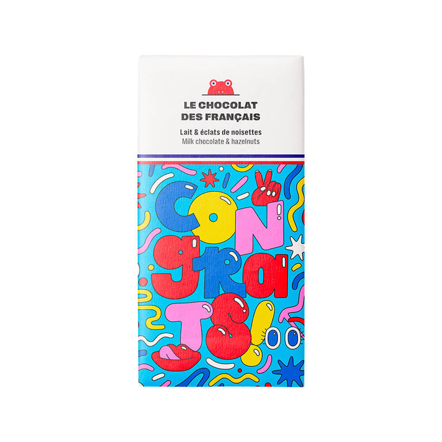 Tablette de chocolat au lait avec éclats de noisettes grillées
