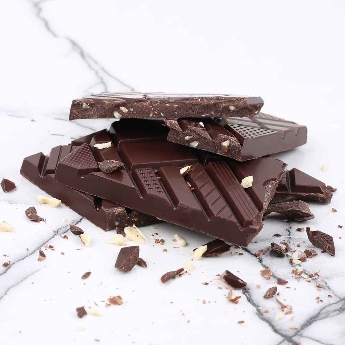 Tablette de chocolat avec inscription 'I love you' en gros plan